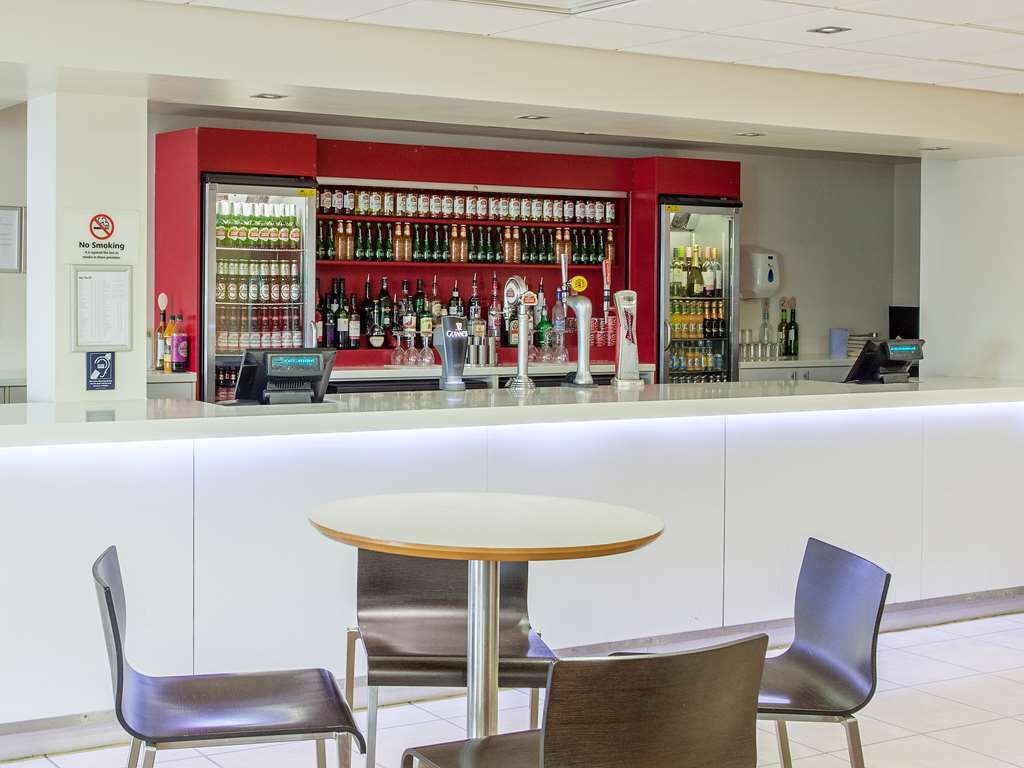 Ibis Budget London Heathrow Central Cranford Restoran gambar